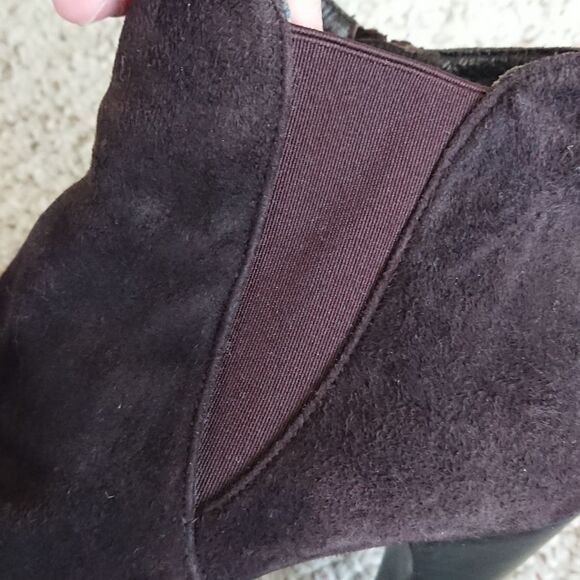 Stuart Weitzman Chocolate Brown Suede Ankle Boots size 10M - Picture 7 of 12